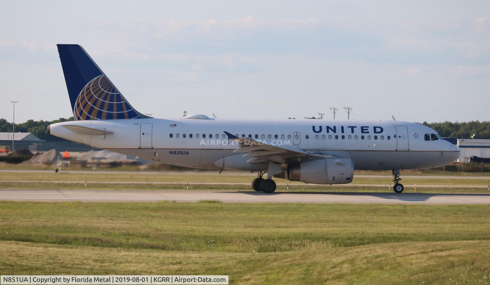 N851UA, 2002 Airbus A319-131 C/N 1664, United