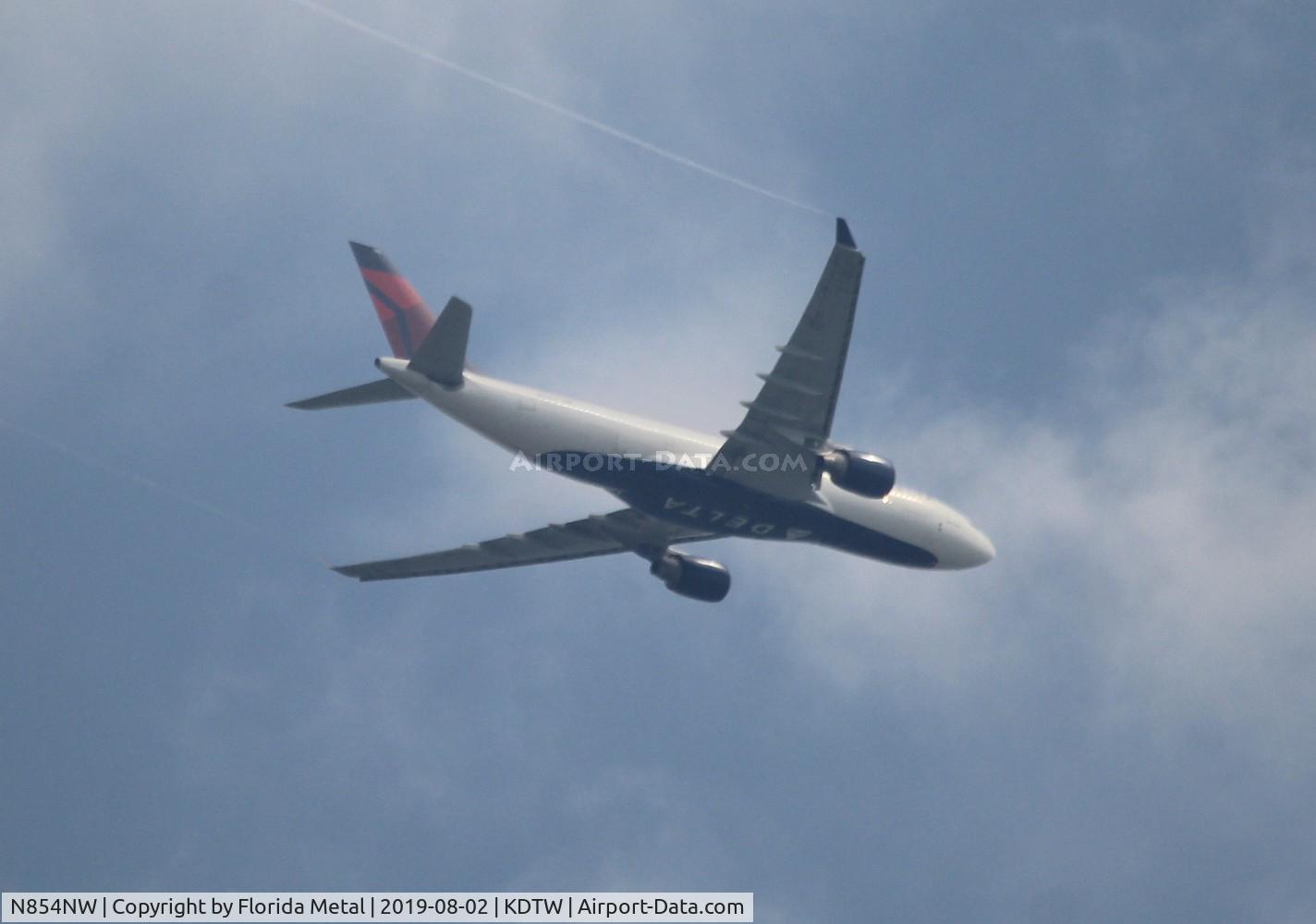 N854NW, 2004 Airbus A330-223 C/N 0620, Delta