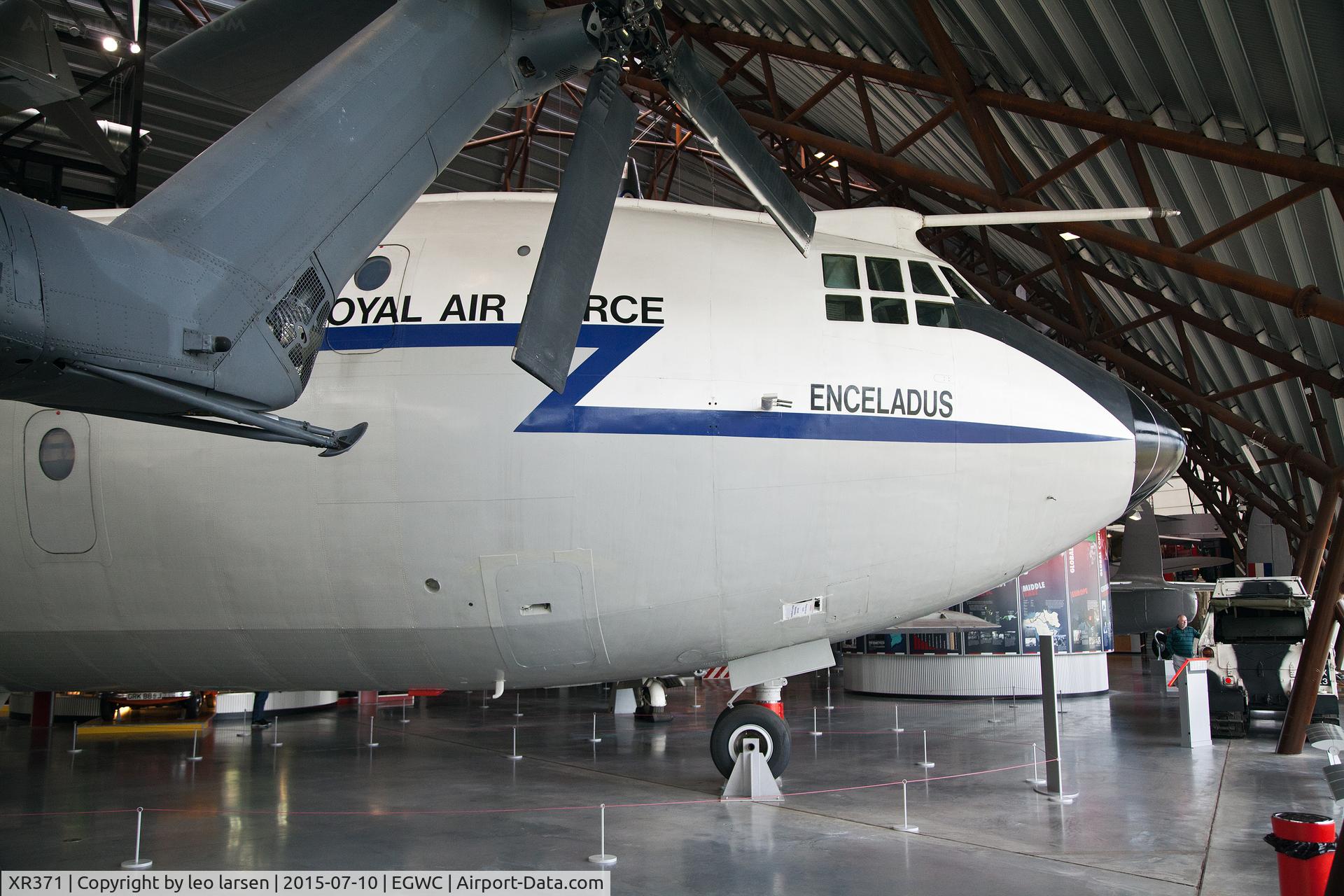 XR371, 1965 Short SC-5 Belfast C1 C/N SH.1825, Cosford Museum 107.2015