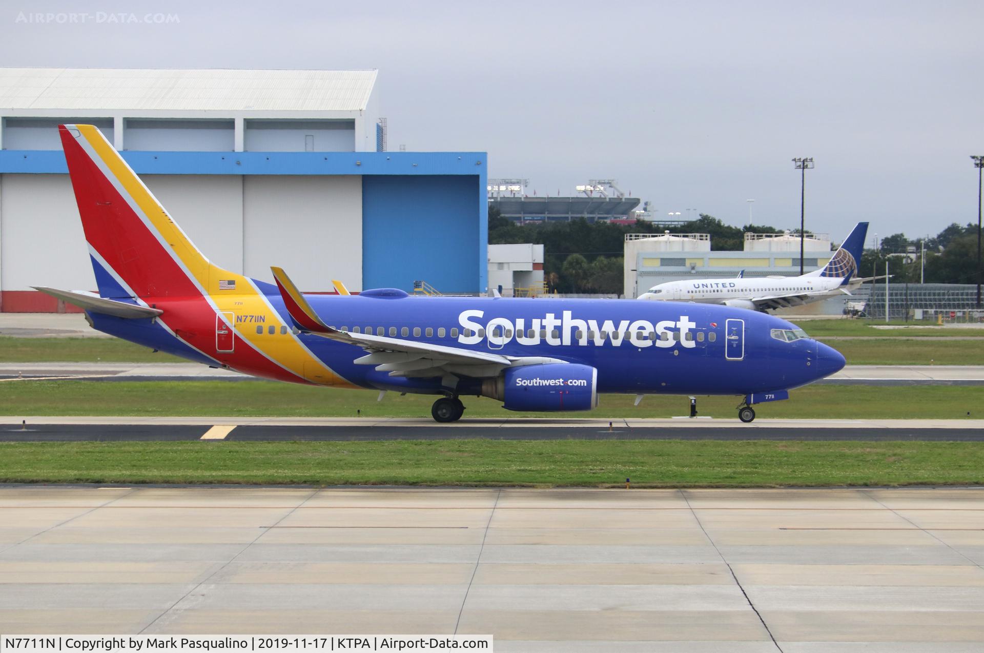 N7711N, 2005 Boeing 737-76N C/N 32657, Boeing 737-76N
