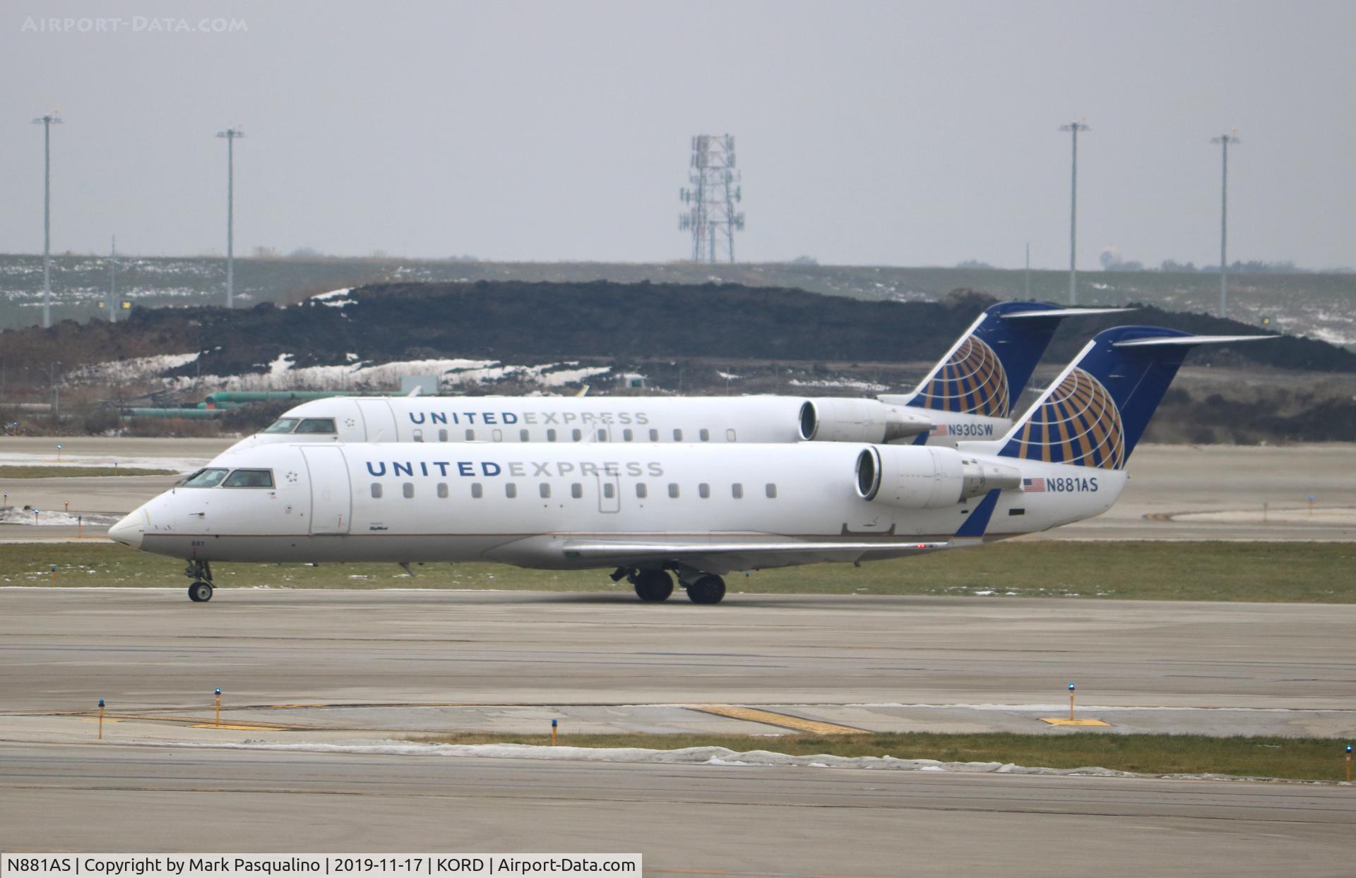 N881AS, 2001 Bombardier CRJ-200ER (CL-600-2B19) C/N 7496, CL-600-2B19