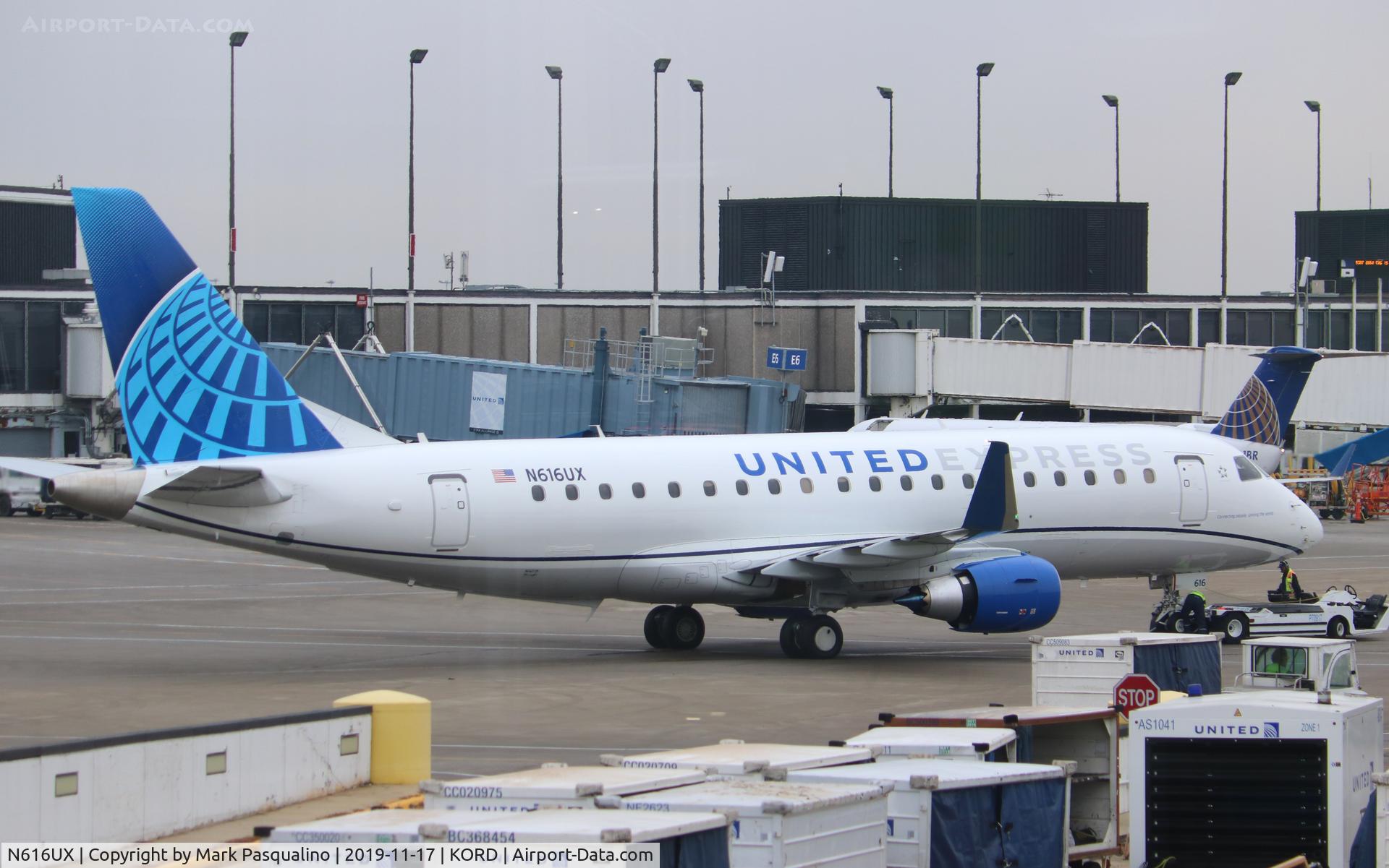 N616UX, 2019 Embraer 175LR (ERJ-170-200LR) C/N 17000817, ERJ-170-200LR