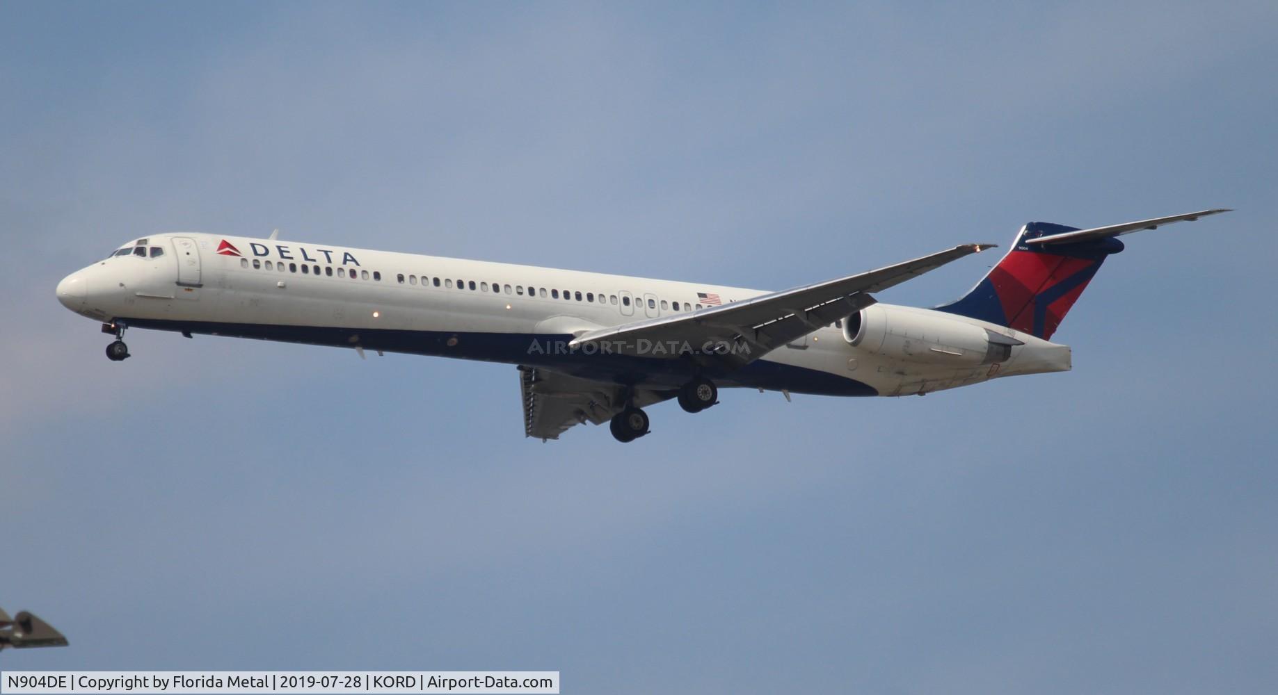 N904DE, 1992 McDonnell Douglas MD-88 C/N 53409, Delta