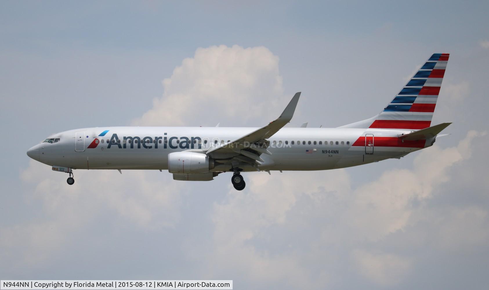 N944NN, 2013 Boeing 737-823 C/N 31185, American