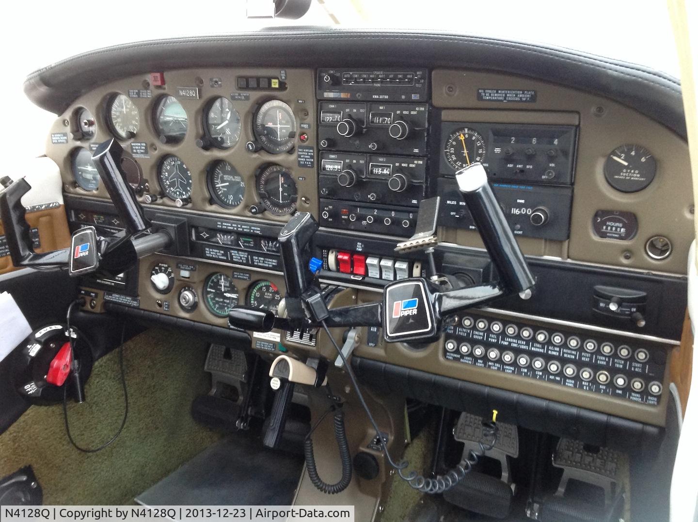 N4128Q, Piper PA-28R-201T Cherokee Arrow III C/N 28R-7703123, Piper PA-28R-201T