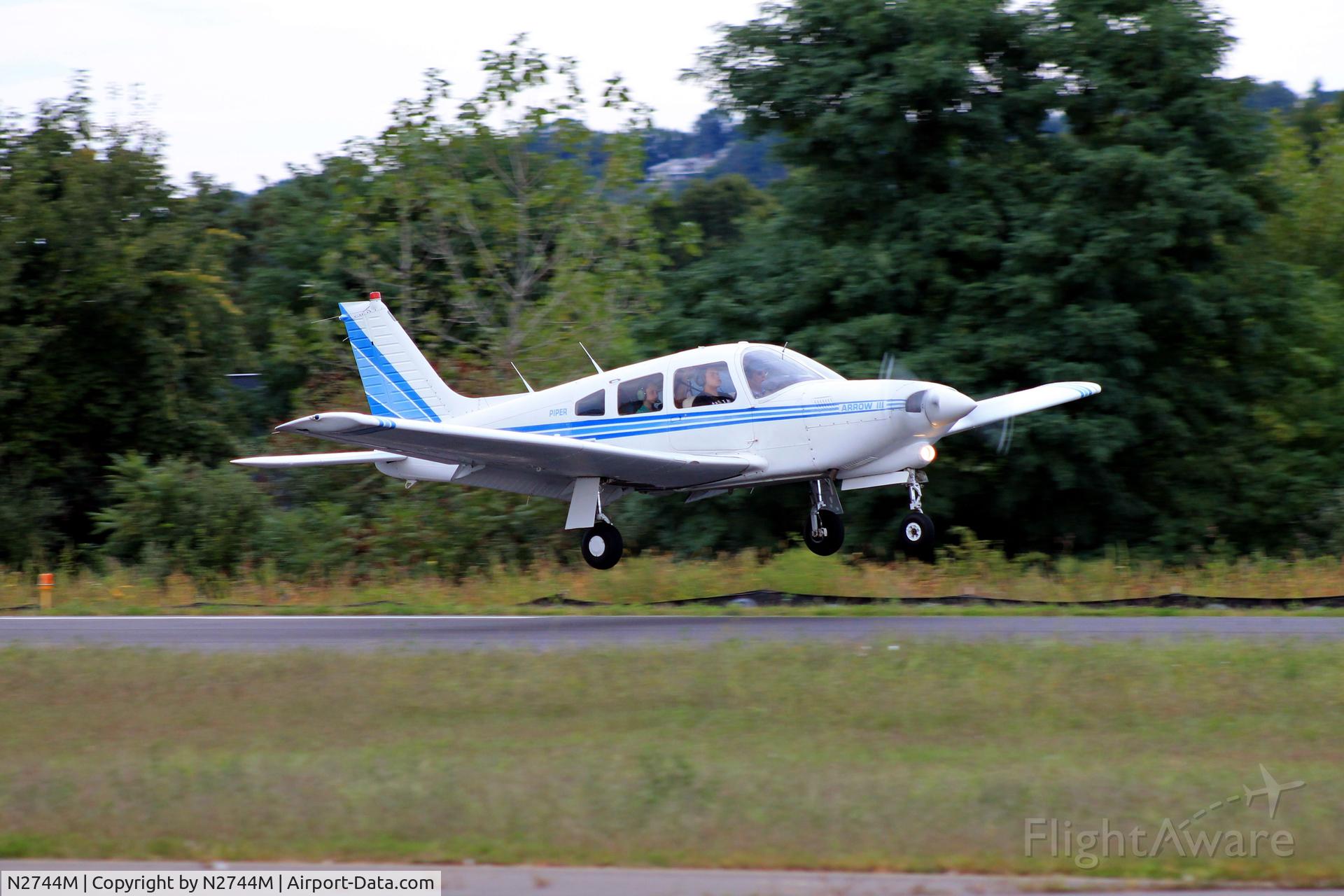 N2744M, 1977 Piper PA-28R-201T Cherokee Arrow III C/N 28R-7803142, 1977 Piper PA-28R-201T