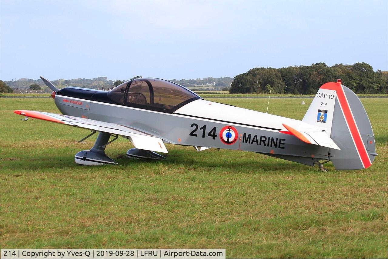 214, Mudry CAP-10B C/N 214, Mudry Cap10B, Static display, Morlaix-Ploujean airport (LFRU-MXN) air show 2019