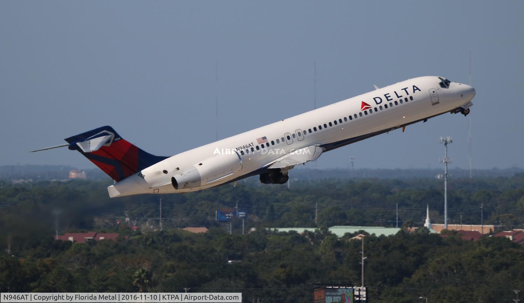 N946AT, 1999 Boeing 717-200 C/N 55009, Delta