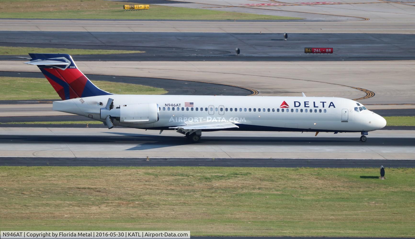 N946AT, 1999 Boeing 717-200 C/N 55009, Delta