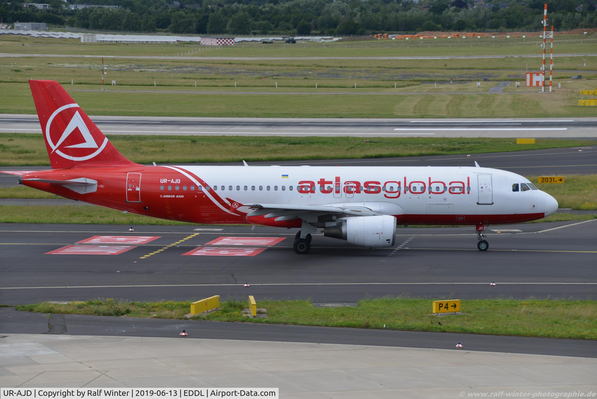 UR-AJD, 2001 Airbus A320-214 C/N 1390, Airbus A320-214 - UJX AtlasGlobal Ukraine - 1390 - UR-AJD - 13.06.2019 - DUS