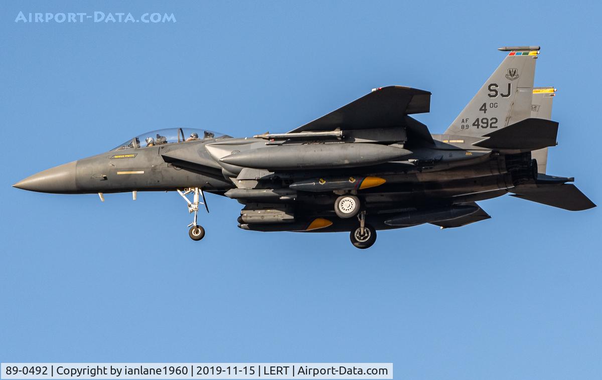89-0492, 1989 McDonnell Douglas F-15E Strike Eagle C/N 1139/E114, Arriving at Rota Naval AIr Station