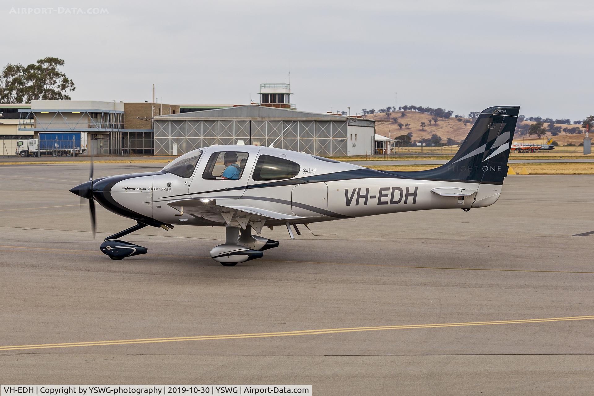 VH-EDH, Cirrus SR22 GTS C/N 4113, Flight One (VH-EDH) Cirrus SR22 GTS Platinum taxiing at Wagga Wagga Airport