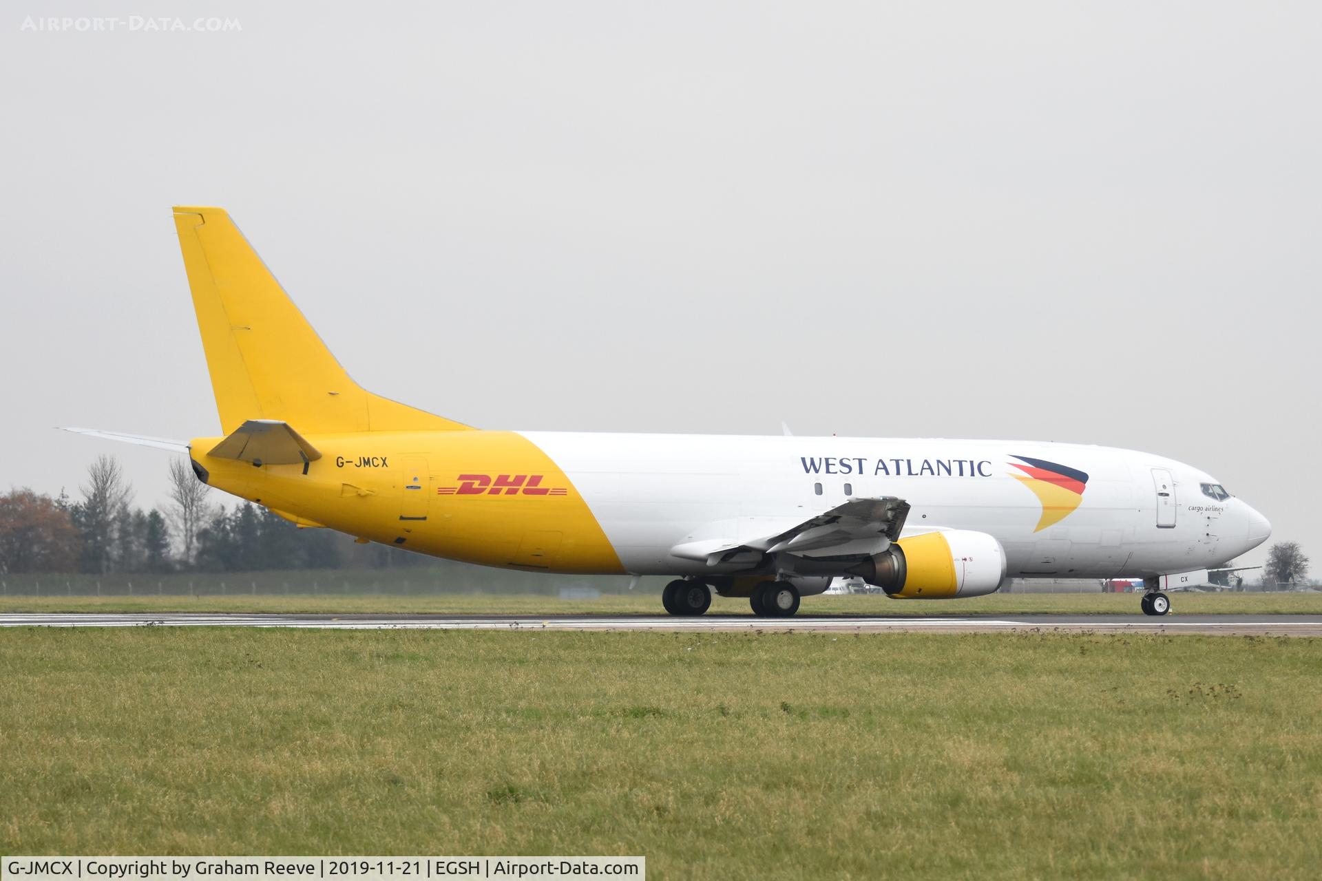 G-JMCX, 1990 Boeing 737-406 C/N 24959, Departing from Norwich.