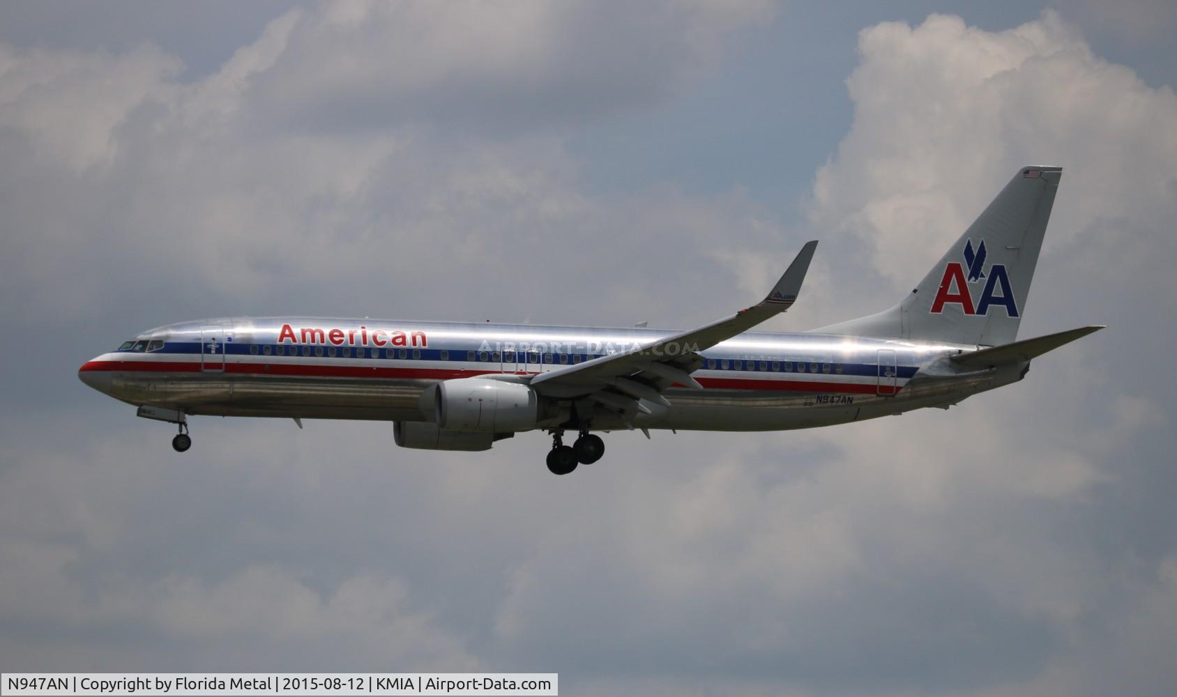 N947AN, 2000 Boeing 737-823 C/N 29536, American