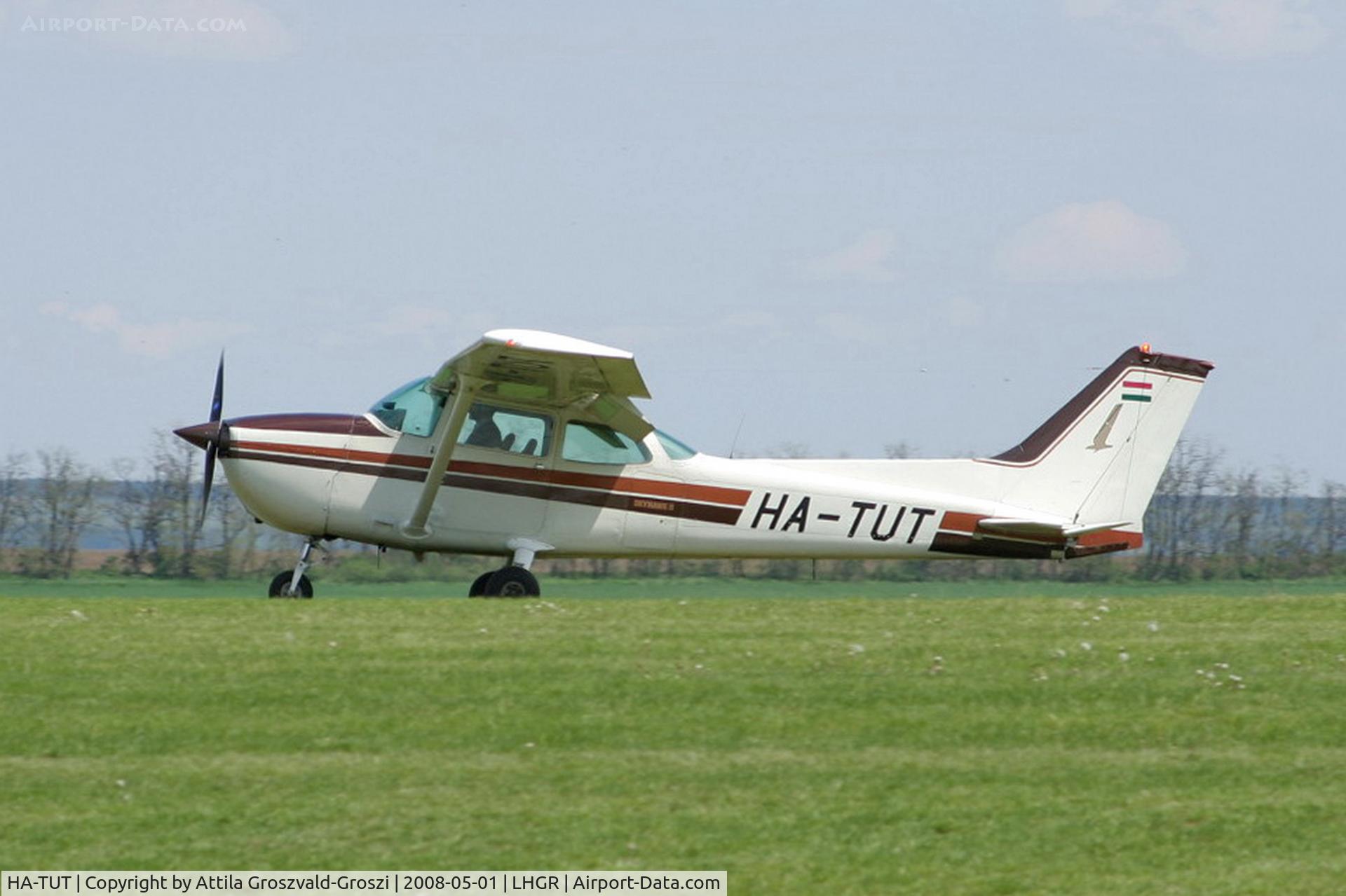 HA-TUT, Cessna 172P C/N 17274510, LHGR - Gyuró Airport, Hungary