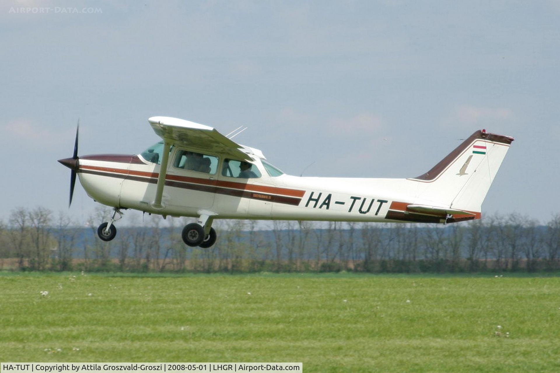 HA-TUT, Cessna 172P C/N 17274510, LHGR - Gyuró Airport, Hungary