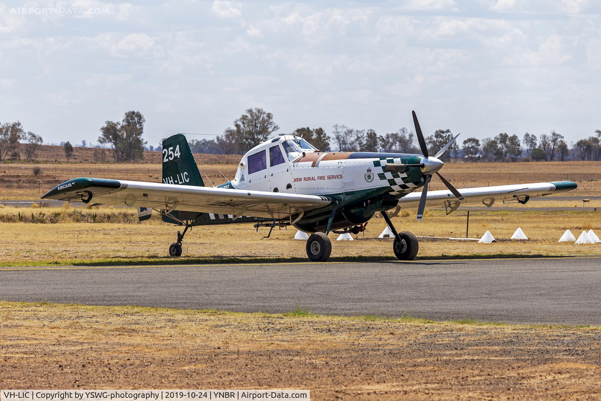 VH-LIC, 1990 Air Tractor Inc AT-802 C/N 802-0001, Aircair (VH-LIC) Air Tractor Inc AT-802 at Narrabri Airport