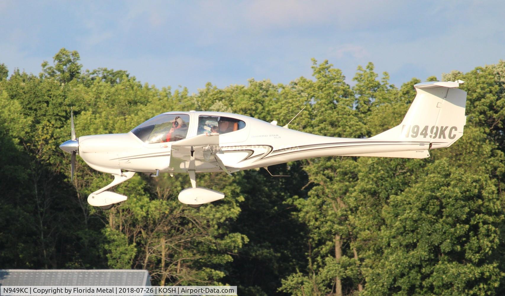 N949KC, 2008 Diamond DA-40 Diamond Star C/N 40.949, DA-40