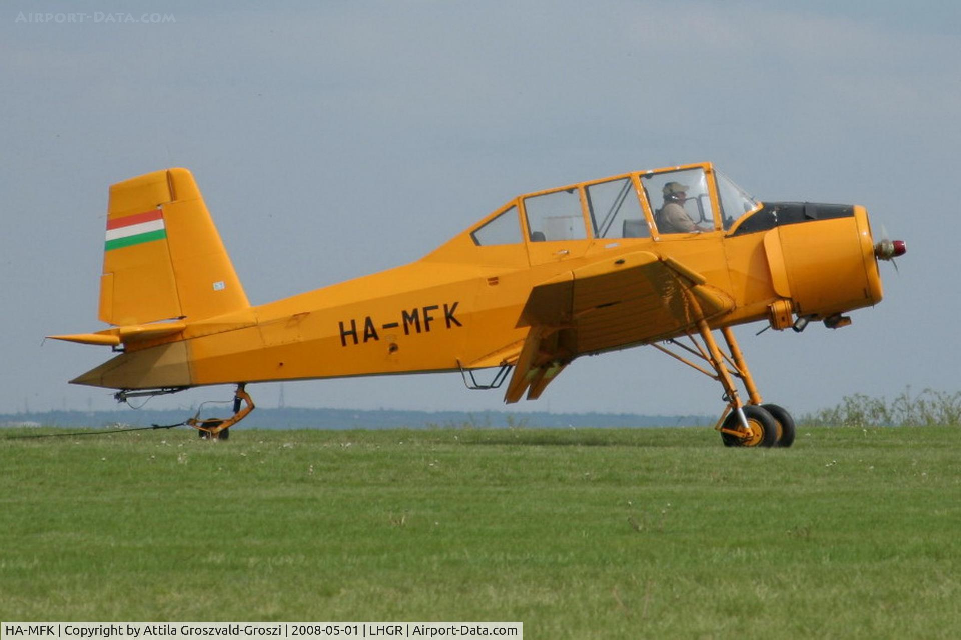 HA-MFK, 1967 Let Z-37A-2 Cmelak Parka C/N 05-17, LHGR - Gyuró Airport, Hungary