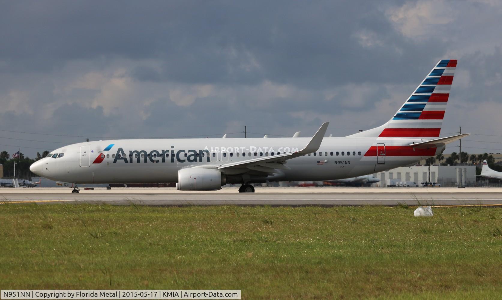 N951NN, 2014 Boeing 737-823 C/N 33327, American