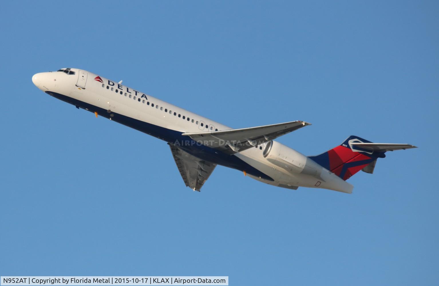 N952AT, 2000 Boeing 717-200 C/N 55014, Delta