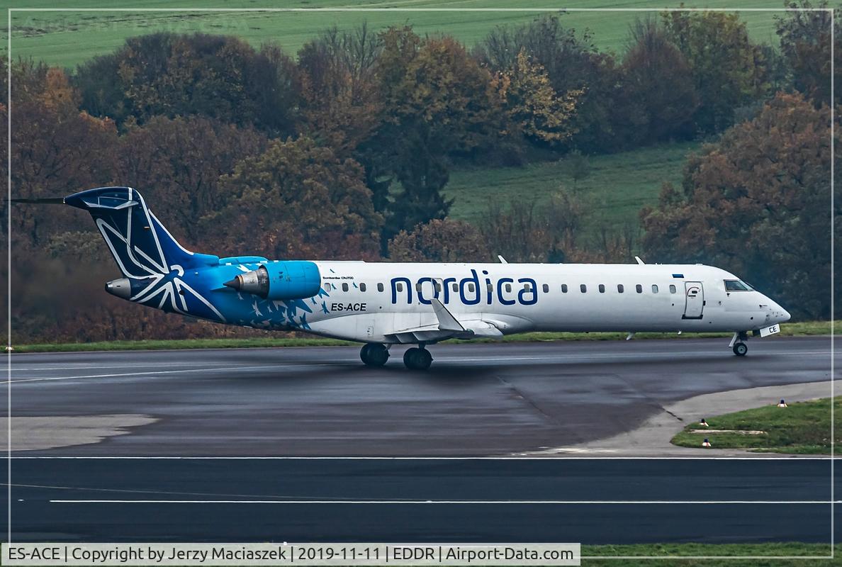 ES-ACE, 2003 Canadair CRJ-700 (CL-600-2C10) Regional Jet C/N 10083, Canadair CRJ-700 (CL-600-2C10