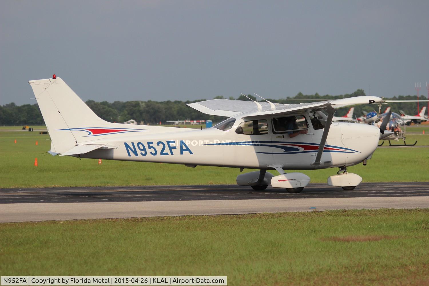 N952FA, 2003 Cessna 172S C/N 172S9522, Cessna 172S
