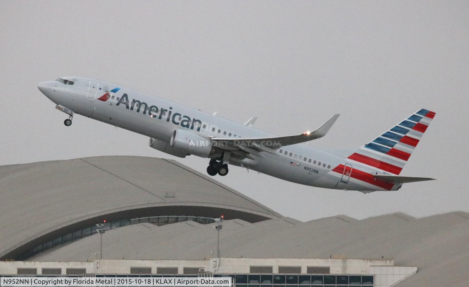 N952NN, 2014 Boeing 737-823 C/N 31196, American