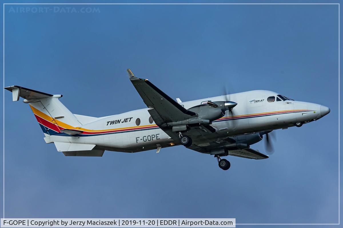 F-GOPE, 1994 Beech 1900D C/N UE-103, Beech 1900D,