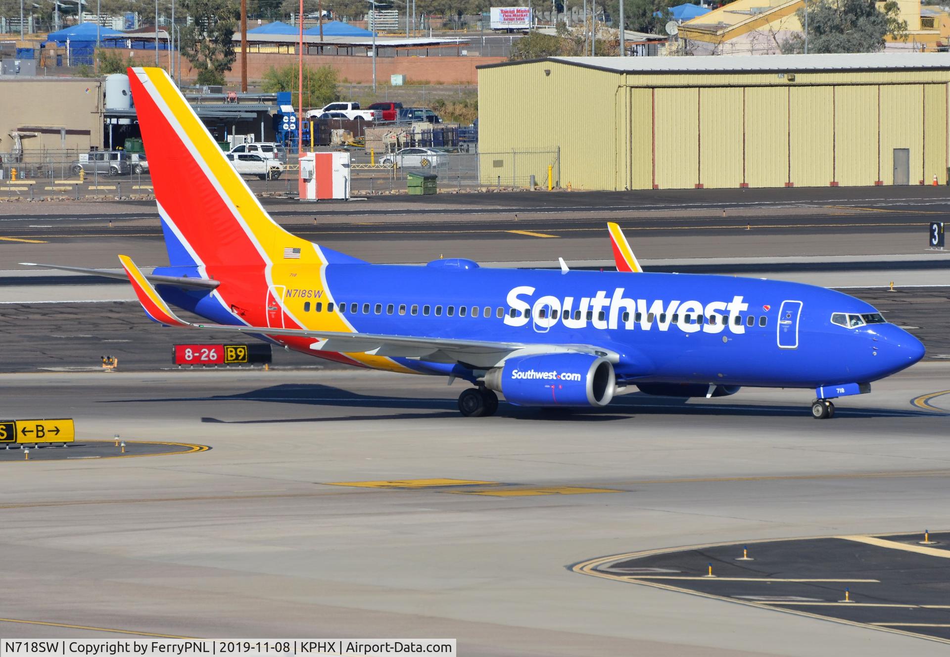 N718SW, 1998 Boeing 737-7H4 C/N 27852, Southwest B737