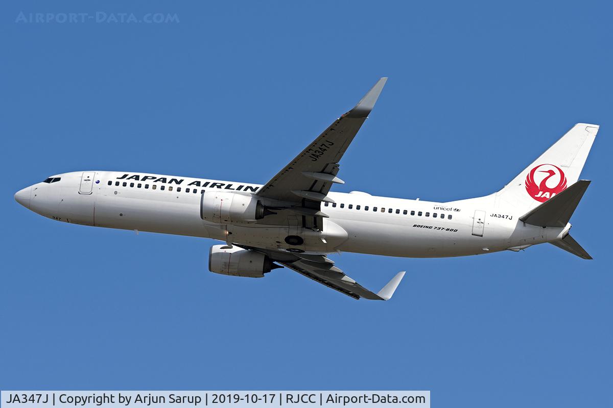 JA347J, 2012 Boeing 737-846 C/N 39194, Departing Sapporo for Osaka as JL2504.