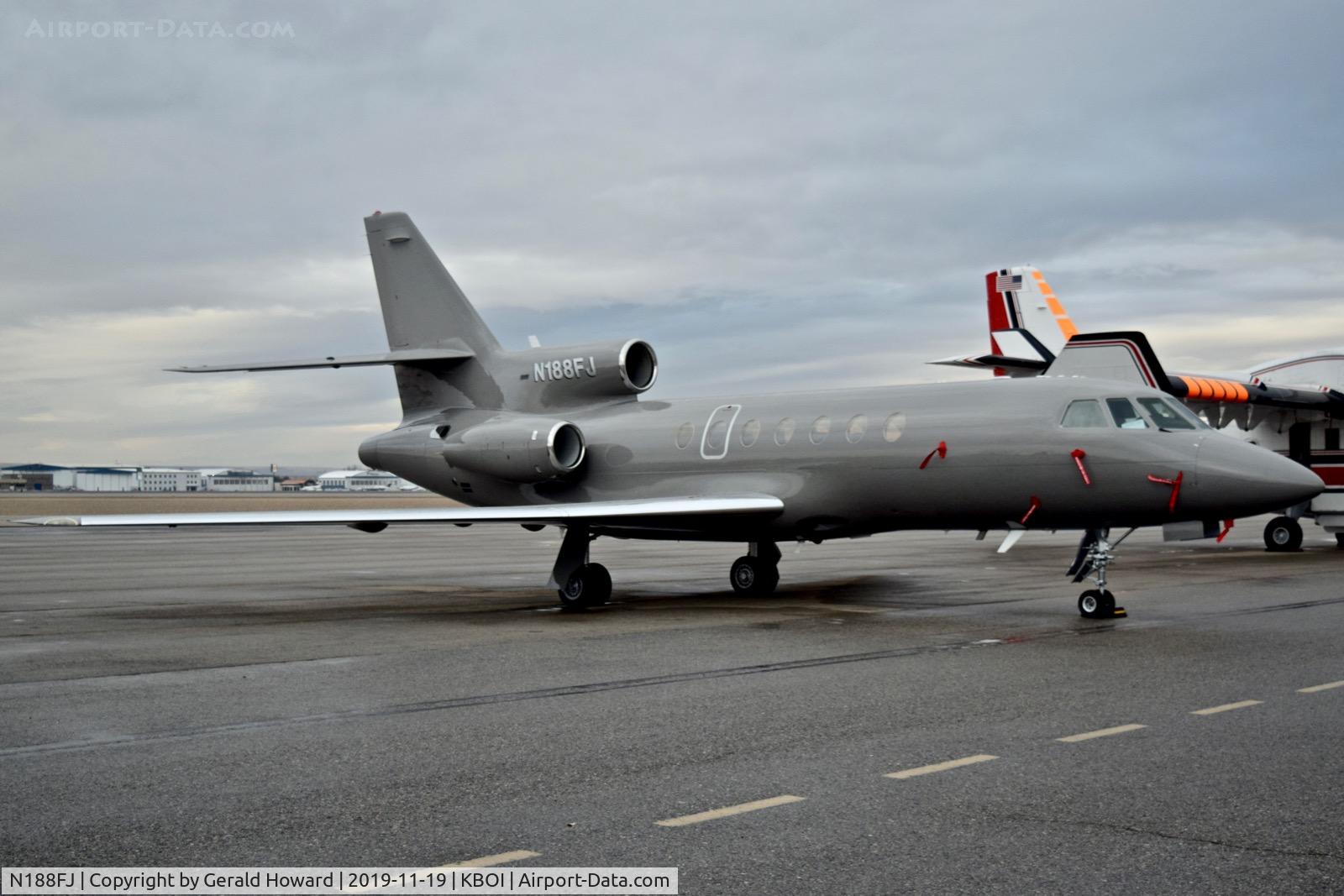 N188FJ, 1988 Dassault Falcon 50 C/N 188, Parked on north GA ramp.