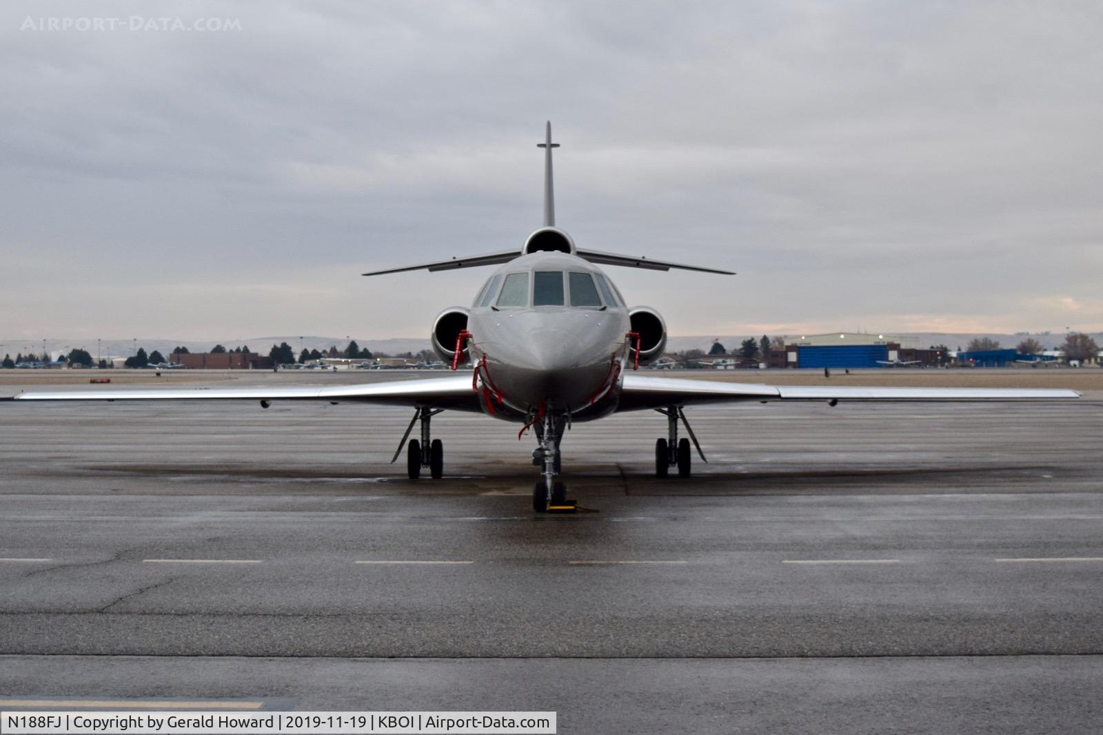 N188FJ, 1988 Dassault Falcon 50 C/N 188, Parked on north GA ramp.