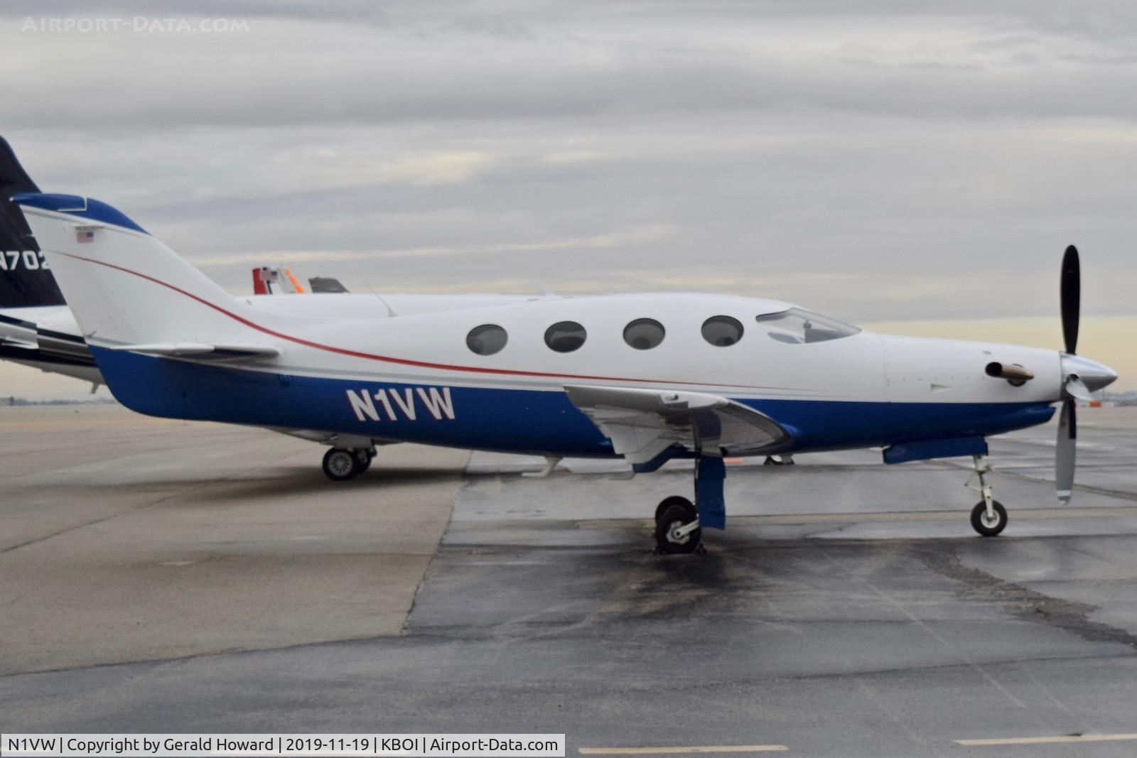 N1VW, 2008 AIR Epic LT C/N 021, Parked on south GA ramp.
