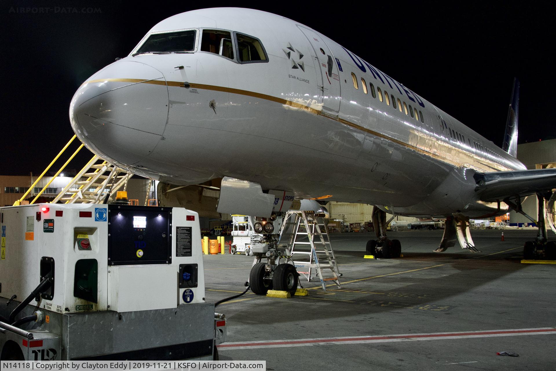 N14118, 1997 Boeing 757-224 C/N 27560, SFO 2019.