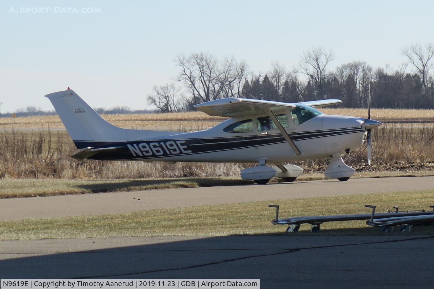 N9619E, 1984 Cessna 182R Skylane C/N 18268430, 1984 Cessna 182R, c/n: 18268430