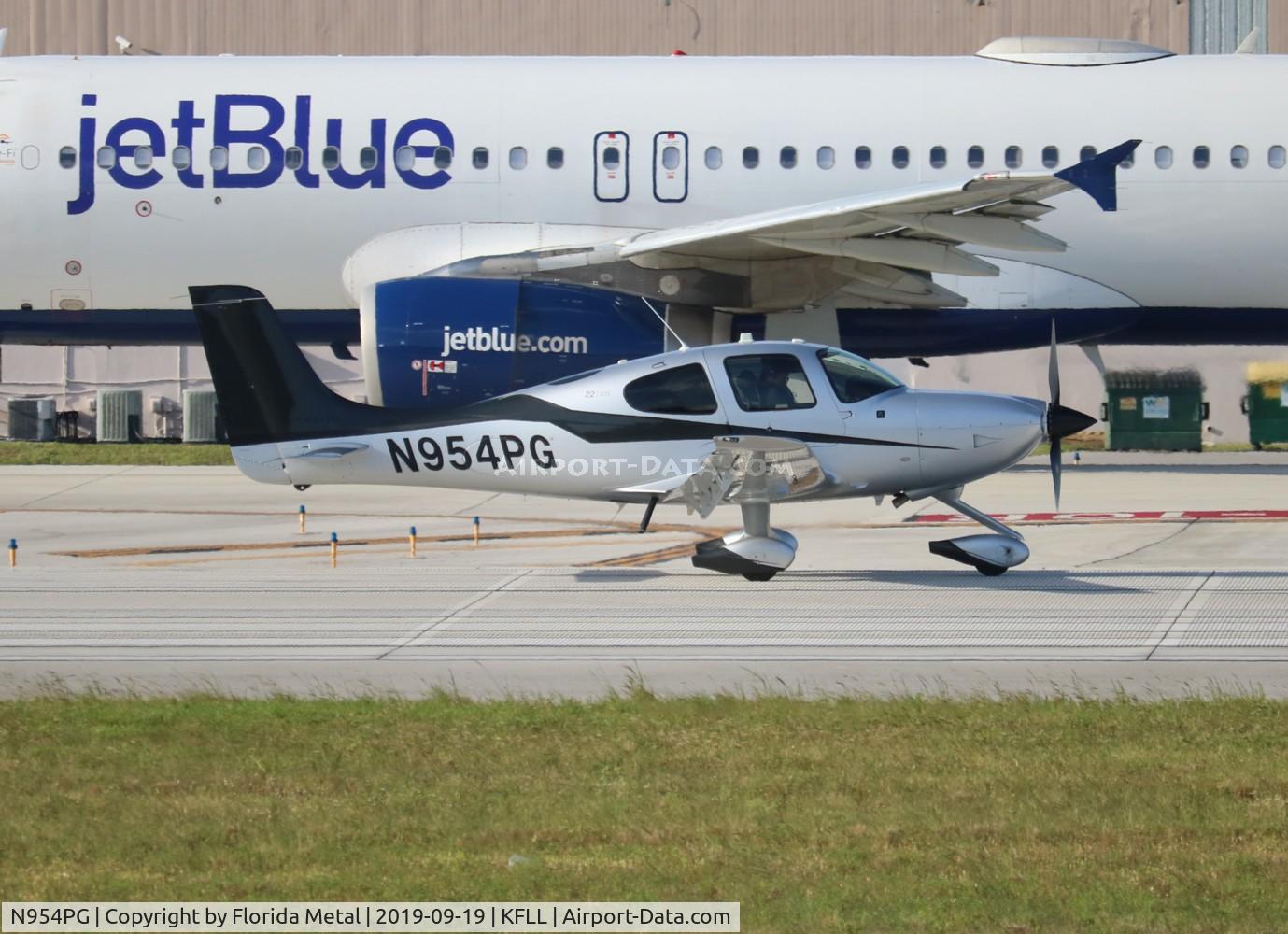 N954PG, 2015 Cirrus SR22 C/N 4256, Cirrus SR22