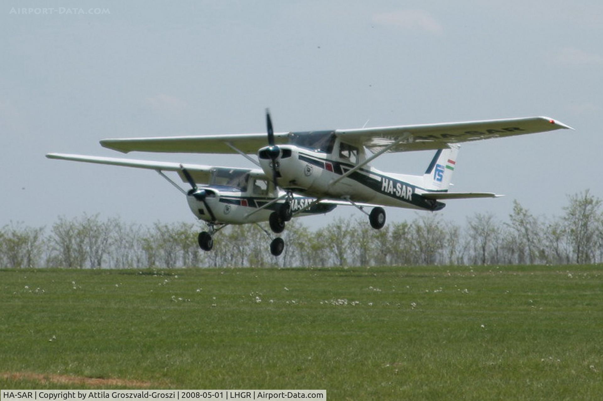 HA-SAR, 1974 Reims F150L C/N 1064, LHGR - Gyuró Airport, Hungary