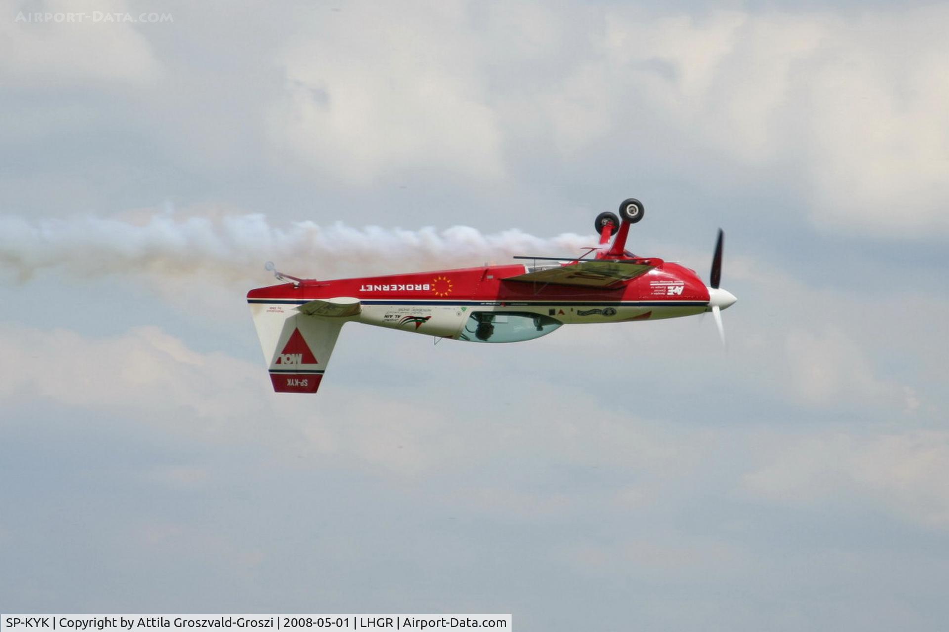 SP-KYK, Extra EA-300S C/N 029, LHGR - Gyuró Airport, Hungary