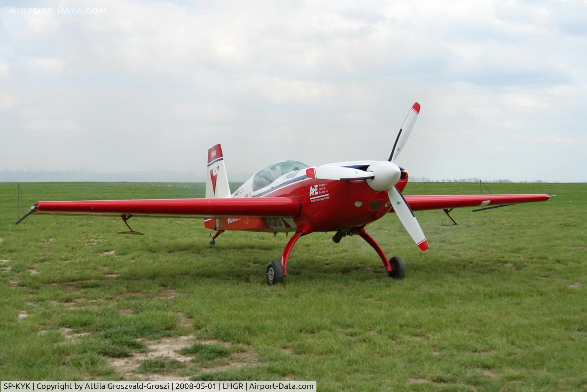 SP-KYK, Extra EA-300S C/N 029, LHGR - Gyuró Airport, Hungary