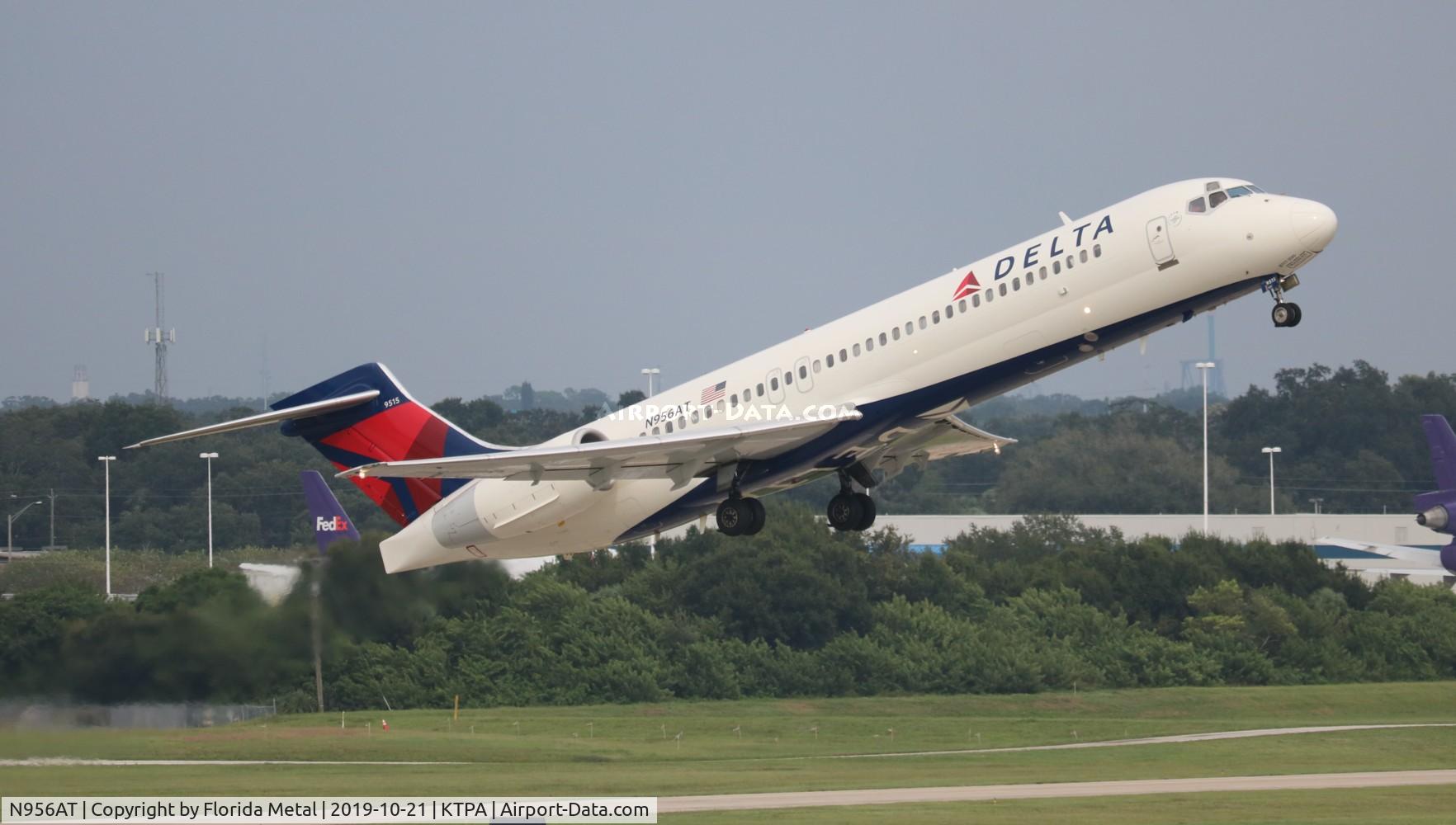N956AT, 2000 Boeing 717-200 C/N 55018, Delta