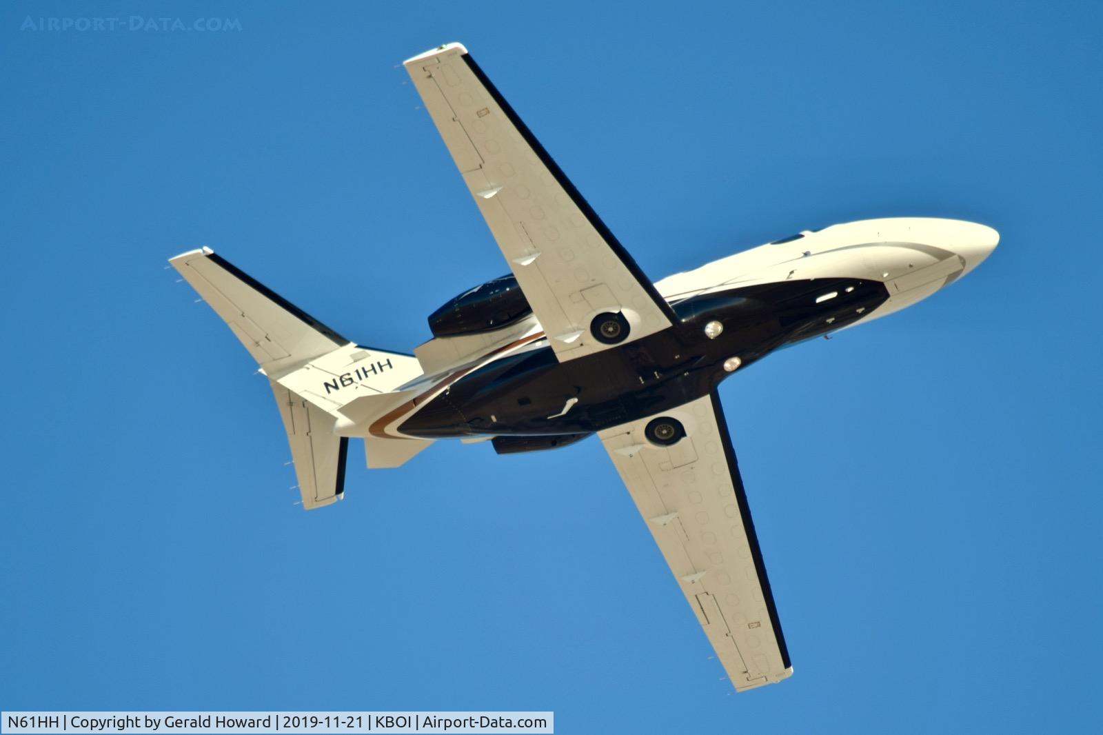 N61HH, 2011 Cessna 510 Citation Mustang Citation Mustang C/N 510-0390, Take off from 10R.
