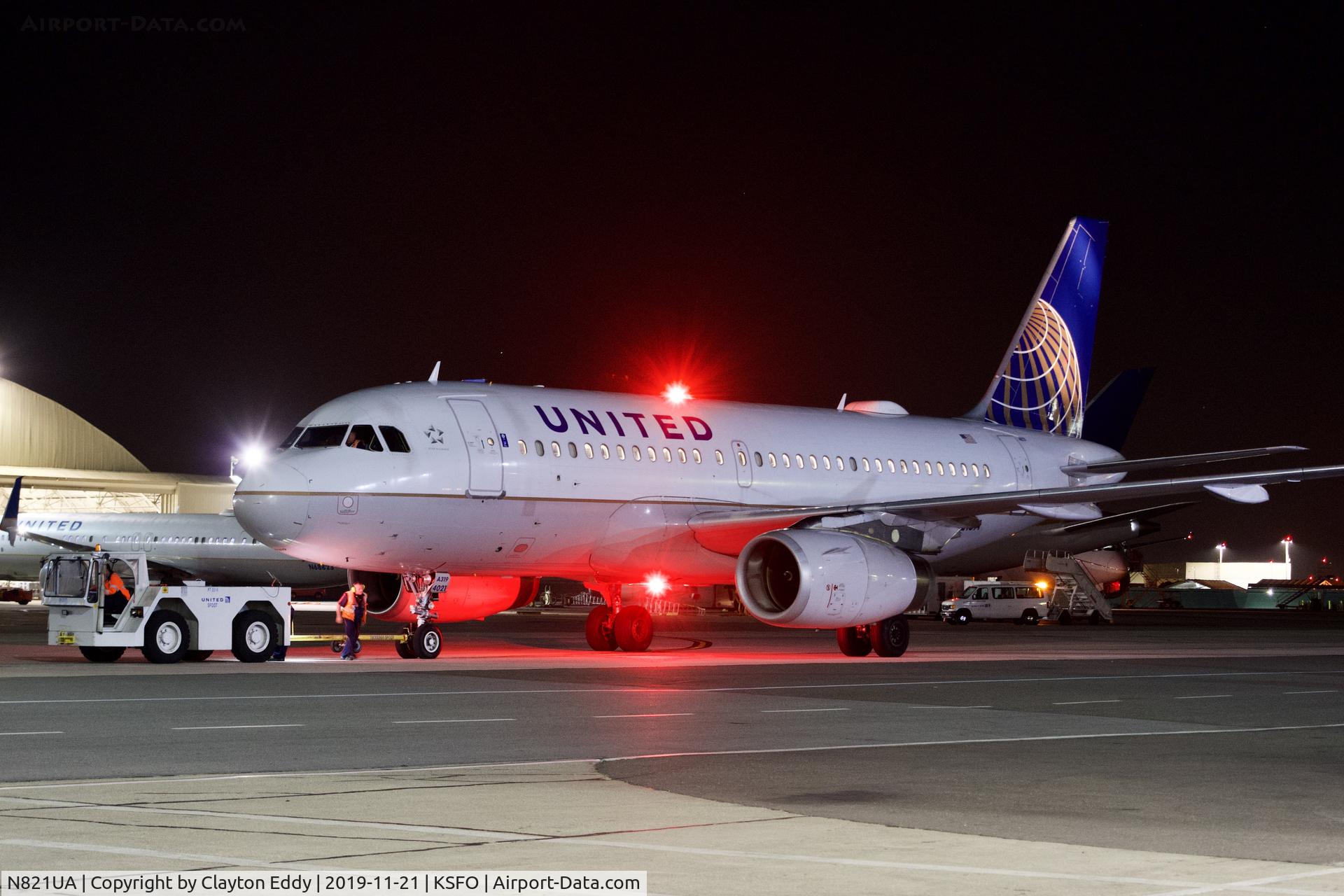 N821UA, 1998 Airbus A319-131 C/N 944, SFO 2019.