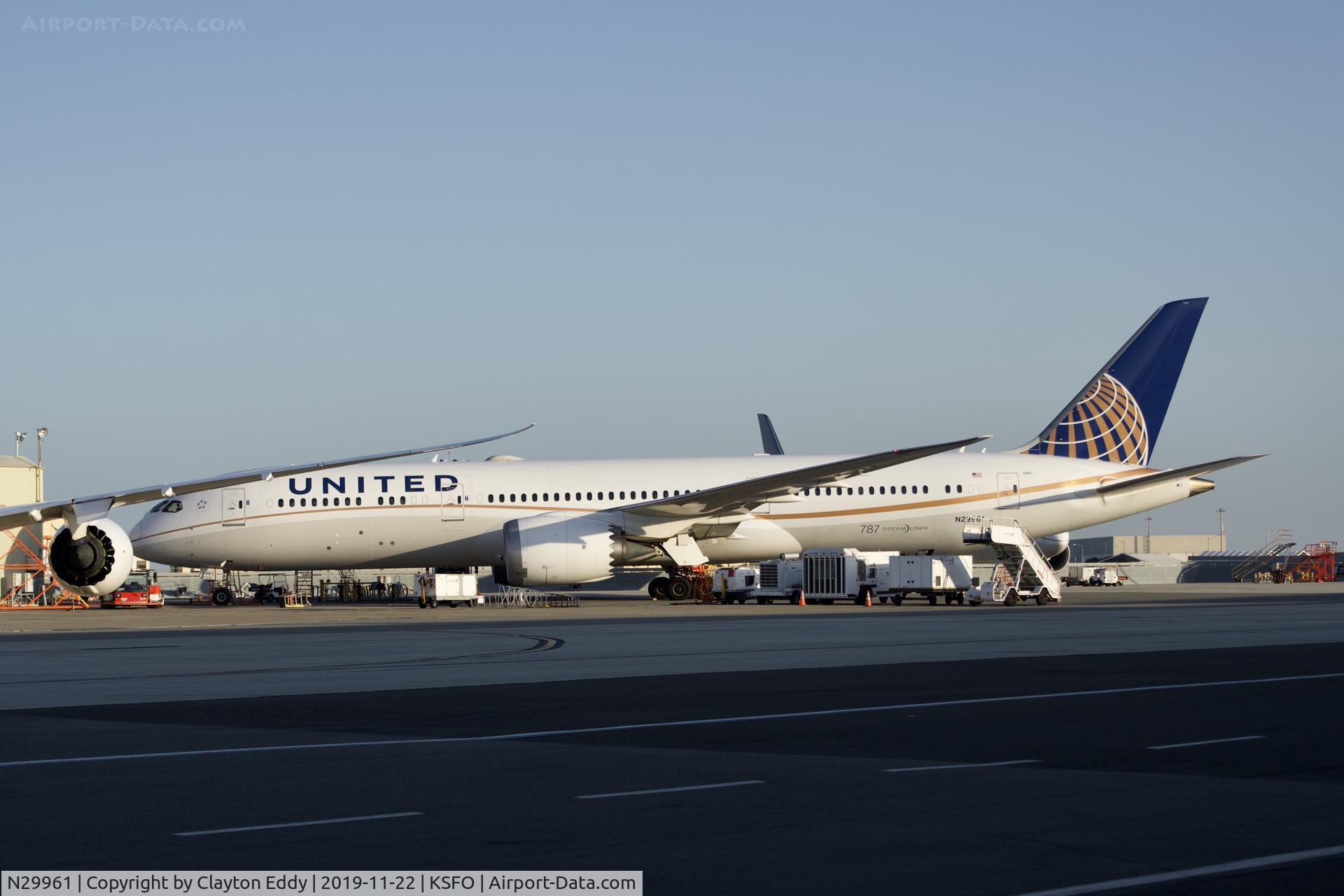 N29961, 2015 Boeing 787-9 Dreamliner Dreamliner C/N 37811, SFO 2019.