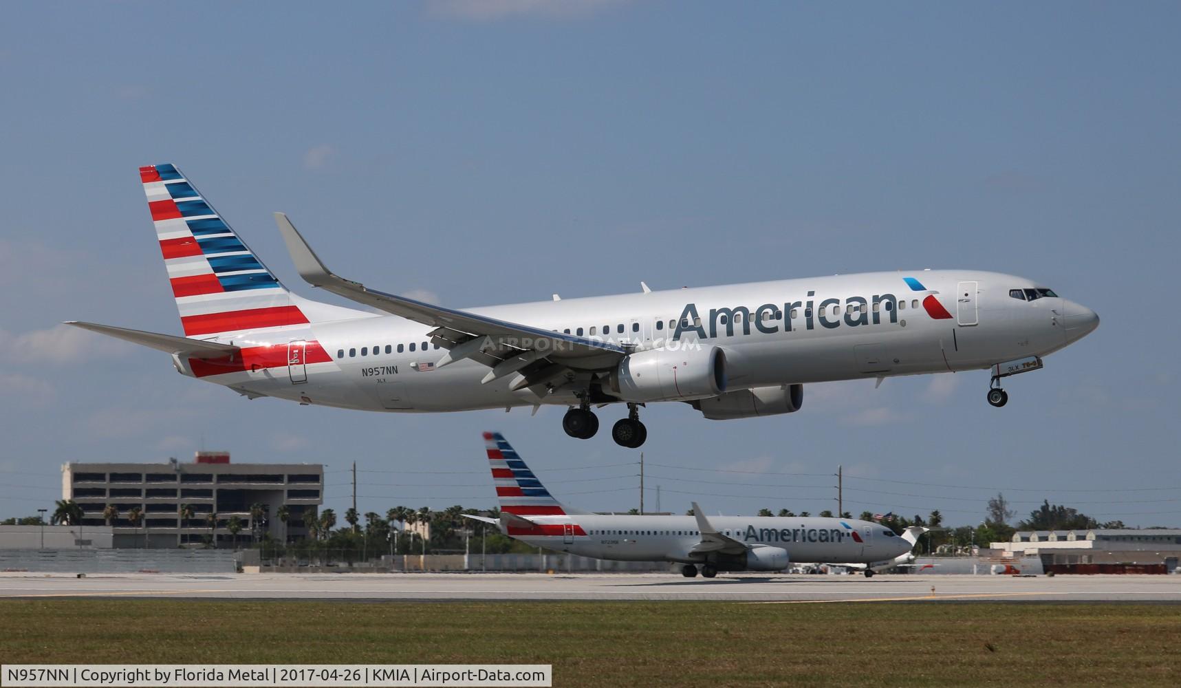 N957NN, 2014 Boeing 737-823 C/N 31202, American