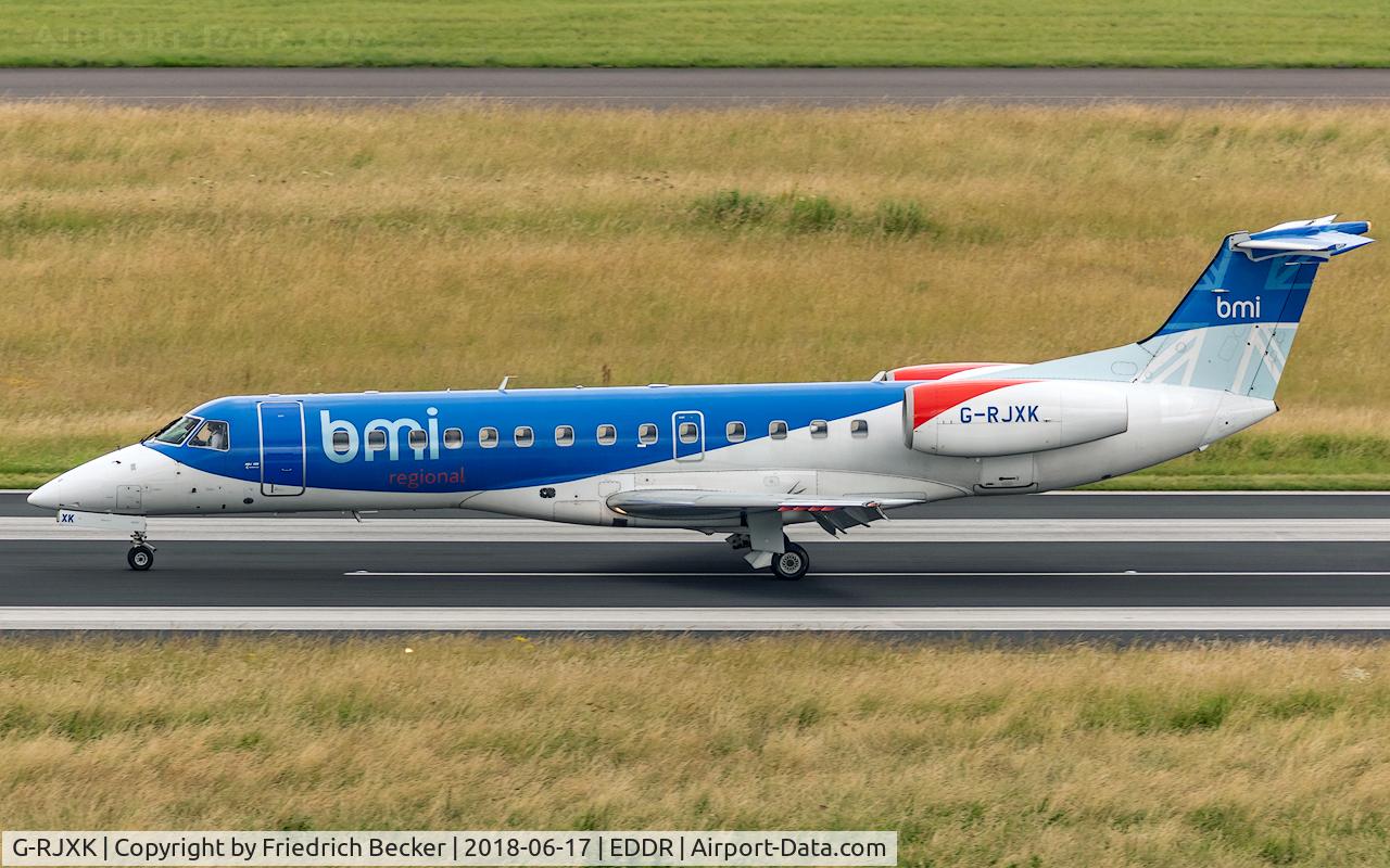 G-RJXK, 2001 Embraer ERJ-135ER (EMB-135ER) C/N 145494, decelerating after touchdown
