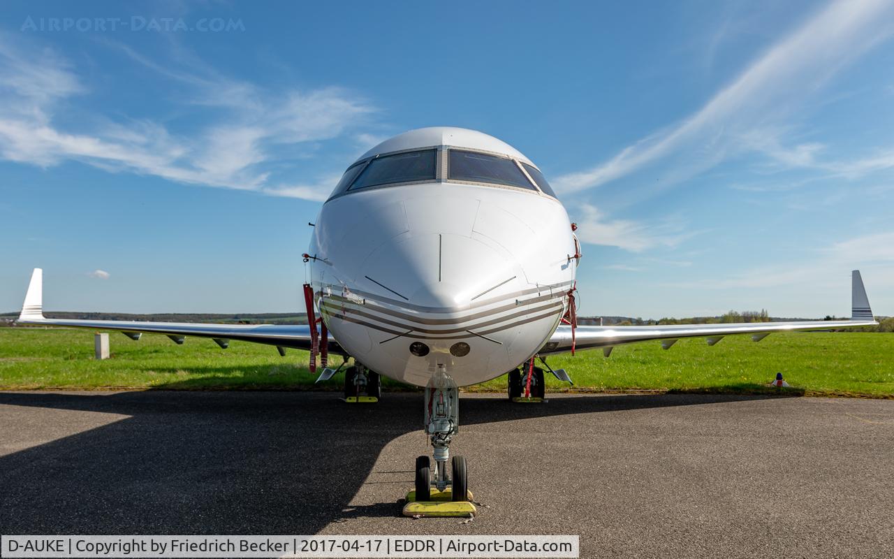 D-AUKE, 1998 Bombardier Challenger 604 (CL-600-2B16) C/N 5389, parked at the apron