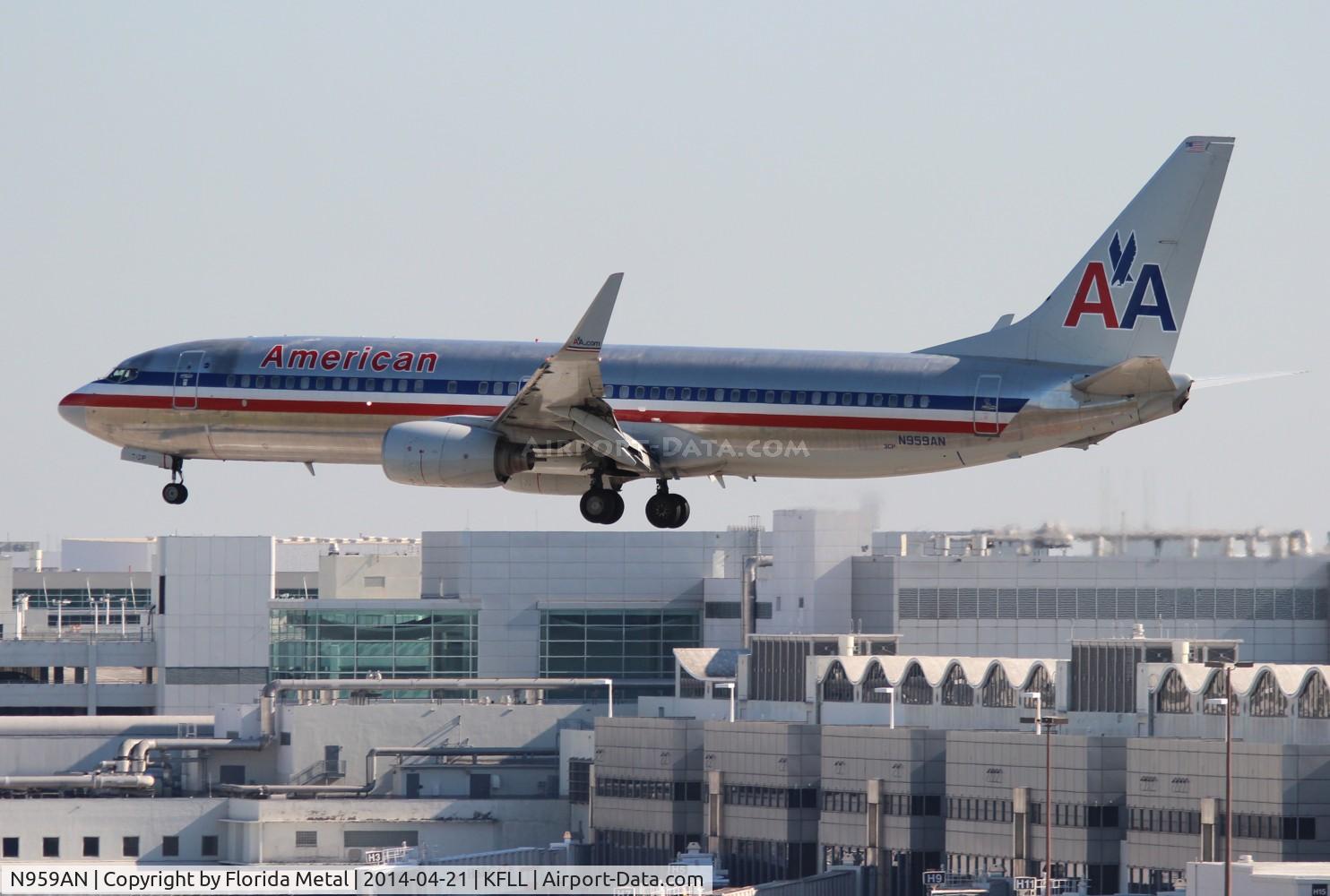 N959AN, 2001 Boeing 737-823 C/N 30828, American