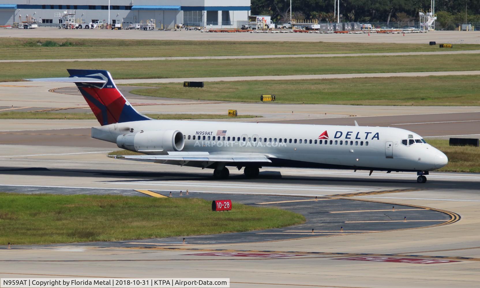 N959AT, 2001 Boeing 717-200 C/N 55021, Delta