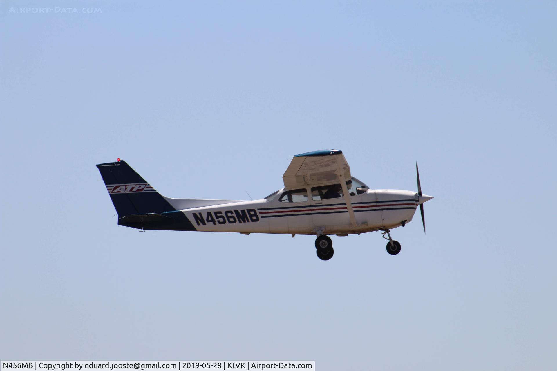 N456MB, 1997 Cessna 172R C/N 17280033, Student Practice at Livermore ATP